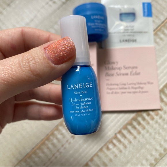Laneige Bundle - Picture 3 of 9
